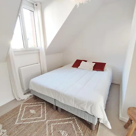 L'Escampette, Duplex T3, Centre Luchon, Wifi, Casier A Skis, 4 Personnes Bagnères-de-Luchon Extérieur photo